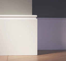 LAGRUS Listwa przypodłogowa WILGOCIOODPORNA TALIA 150 Plus BIAŁA 2,44m